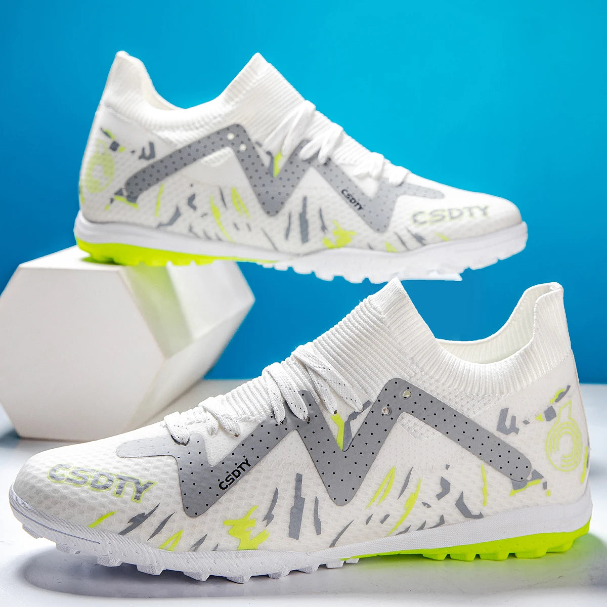 Men Soccer Shoes Football Boots Adult Anti-Slippery Futsal Cleats Sport