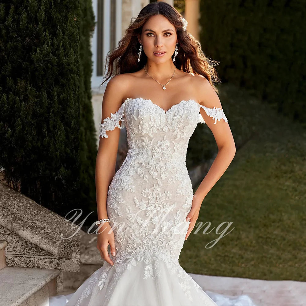 White Bridesmaid Dresses: Lace Wedding Dress Trumpet Tulle Sweetheart Off Shoulder