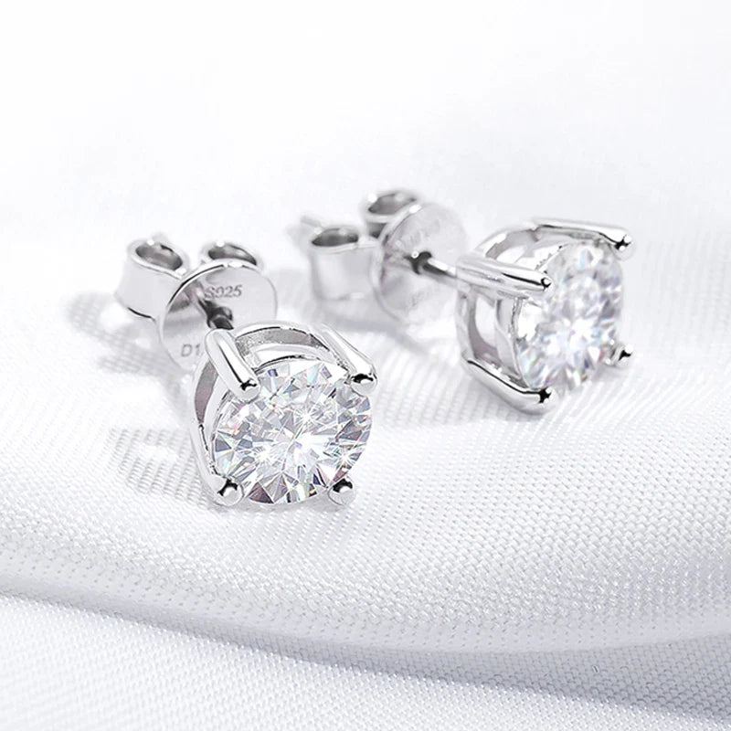 Smyoue 0.1-3CT Test Passed Moissanite Studs Earrings for Men Women S925 Silver Platinum Plated Bride Wedding Lab Diamond Studs