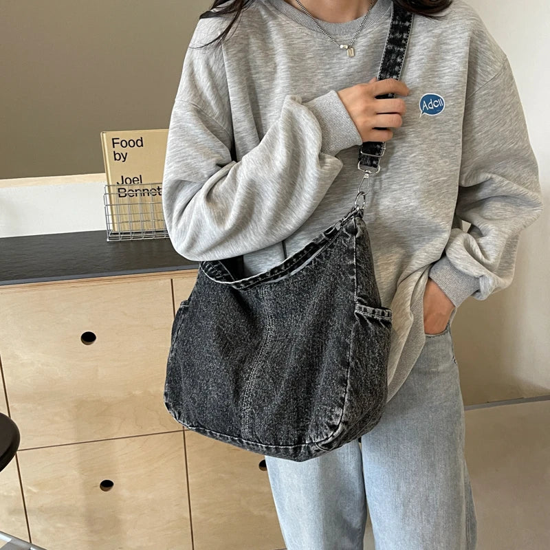 Women's minimalist and fashionable casual denim shoulder bag, zippered shopping bag