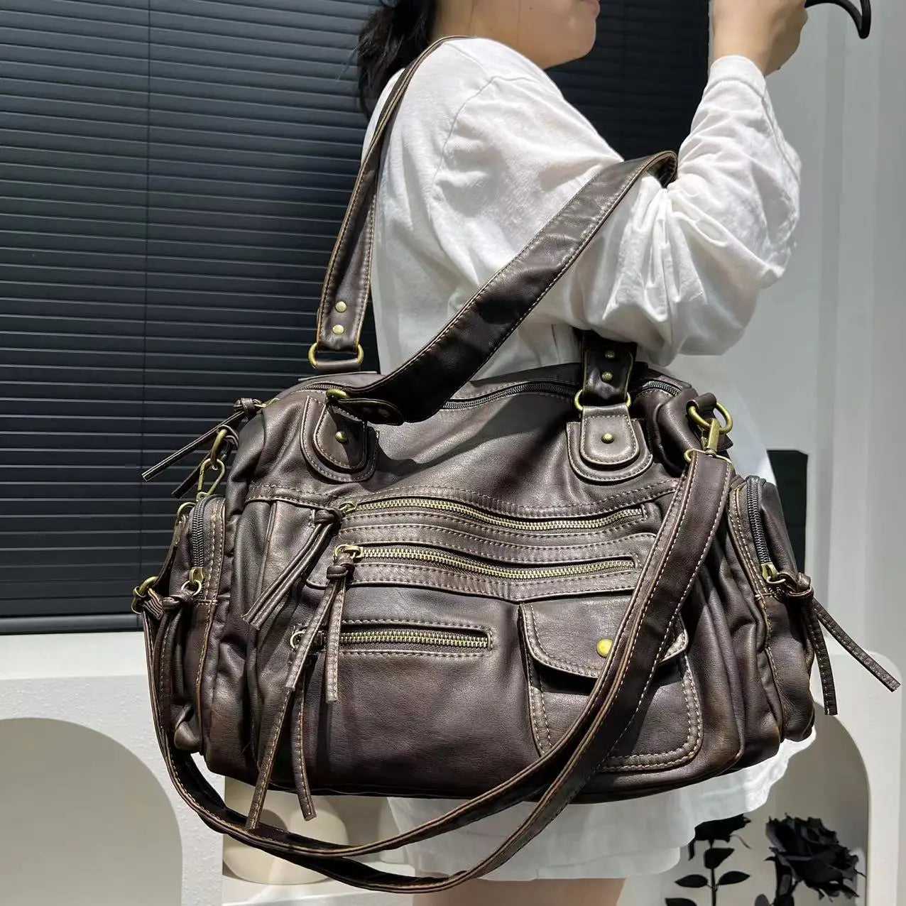 Y2K Single Shoulder Crossbody Bag Vintage Washed Leather Motorcycle Bag