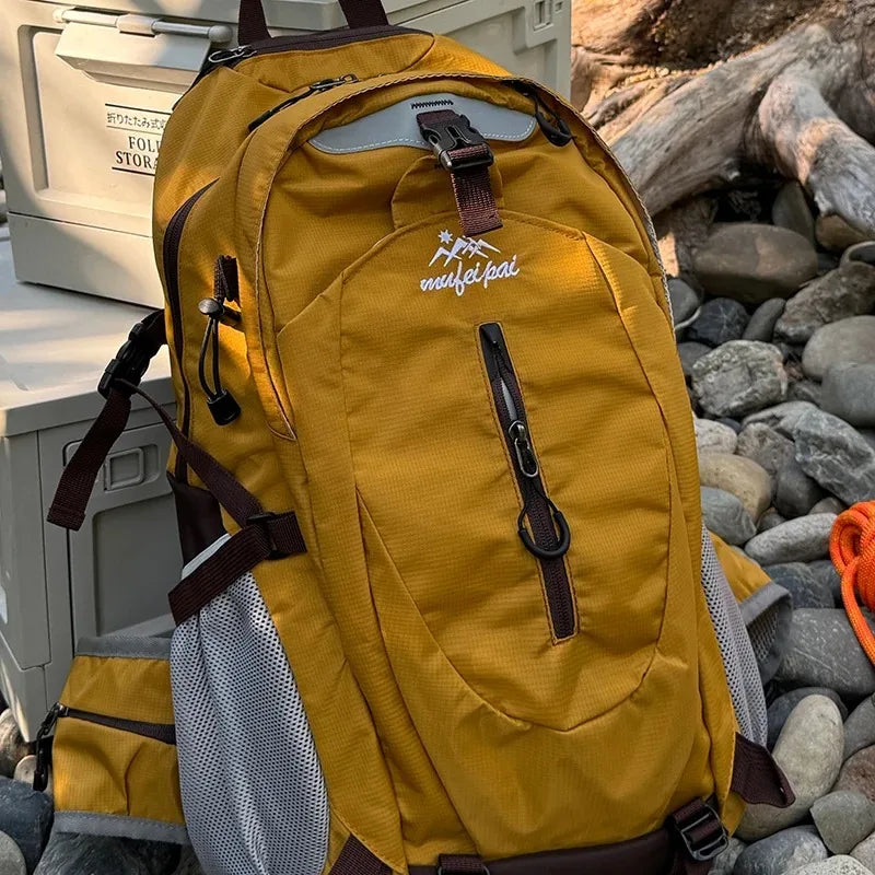 Outdoor Hiking Rucksack Backpack Mountaineering Bag for Men Women Sports Trekking Backpack Light Travel Camping