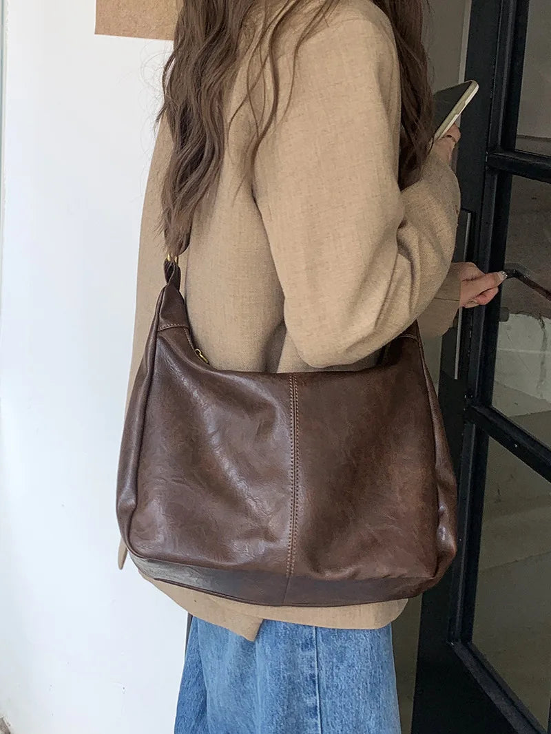 Casual Large Capacity Messenger Bag Women Fashion Designer