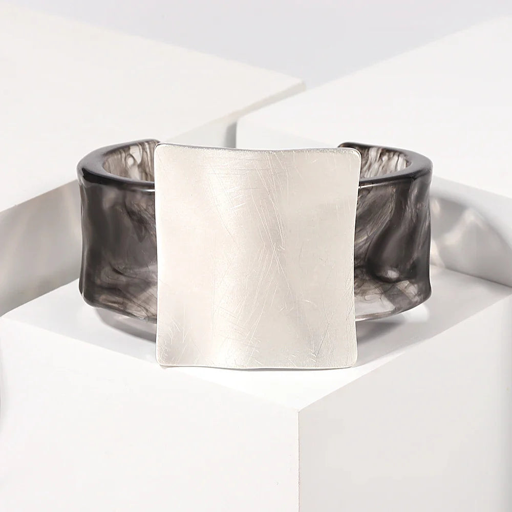 Greatera Metal Brushed Exaggeration Personality Geometric Drawn Square Convex Circular Opening Bracelet Transparent Cuff Bangle