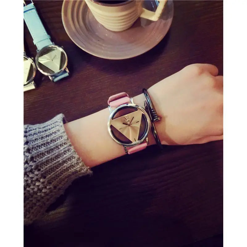 Fashion Simple Triangular Glass Watch Nail Bracelet Set Quartz Watch