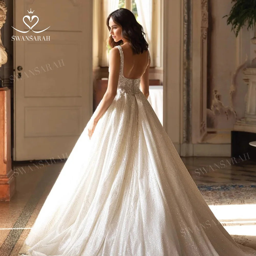 White Bridesmaid Dresses: Wedding Dress Appliques Backless A-Line Princess Bride Gown