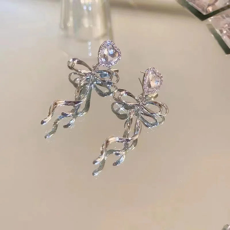 Kiss Jewelry Sweet Heart Rhinestone Butterfly Shape Dangle Earrings for Women Silver Color Korean Fashion Y2K Piercing Earring