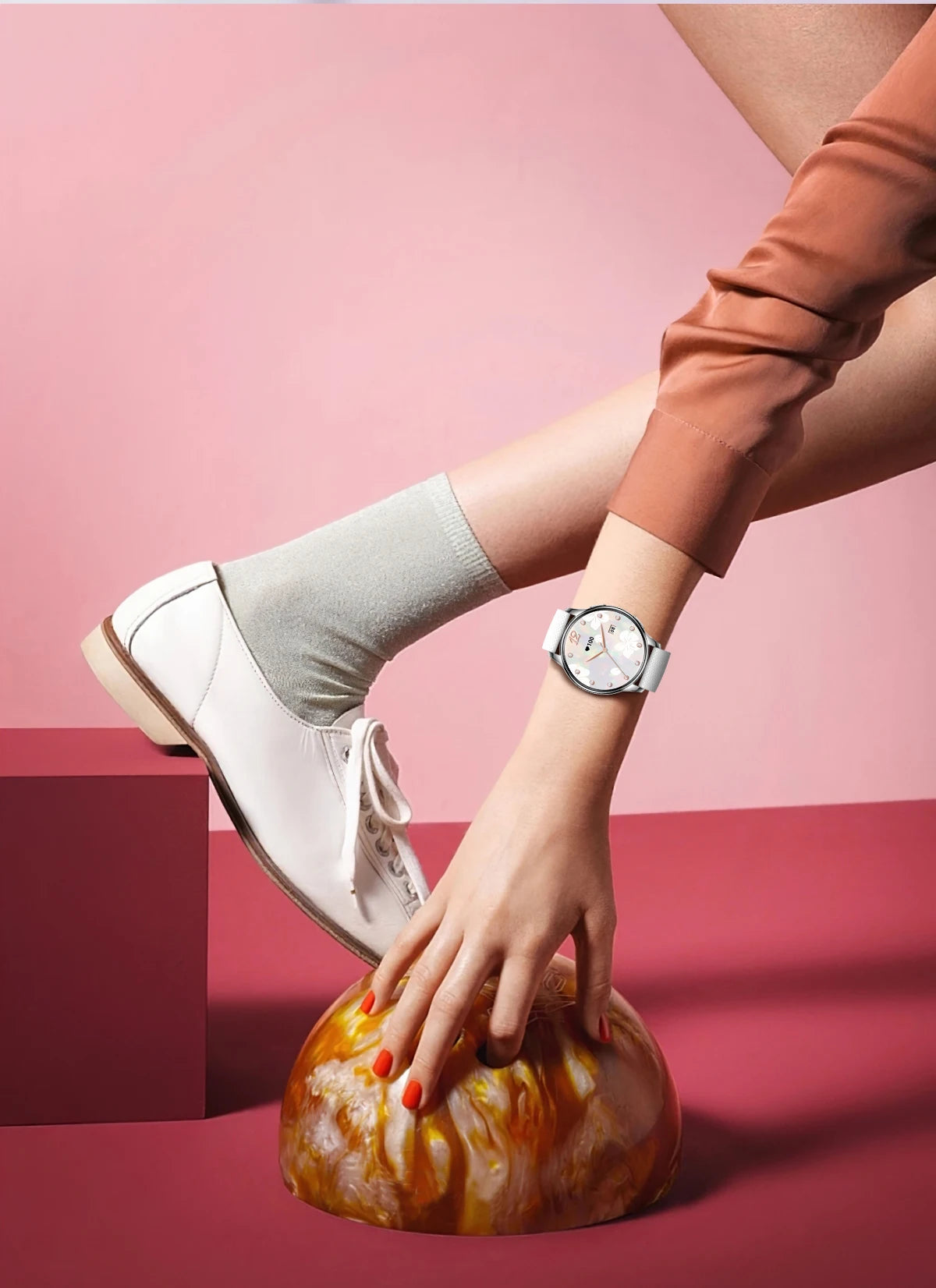 New Original Smartwatch HD 466*466 Always Show Time 1.32 AMOLED Display Call Reminder Gift Ultra Thin Women SmartWatch for Women