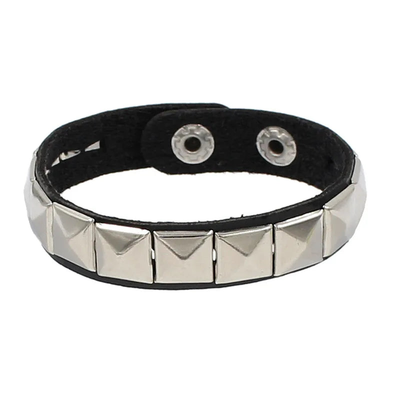 2022 New PU Leather Bracelet Punk Bracelet Adjustable Skull Goth Cuff Bracelet Gothic Rivet Buckle Wristband for Men Women