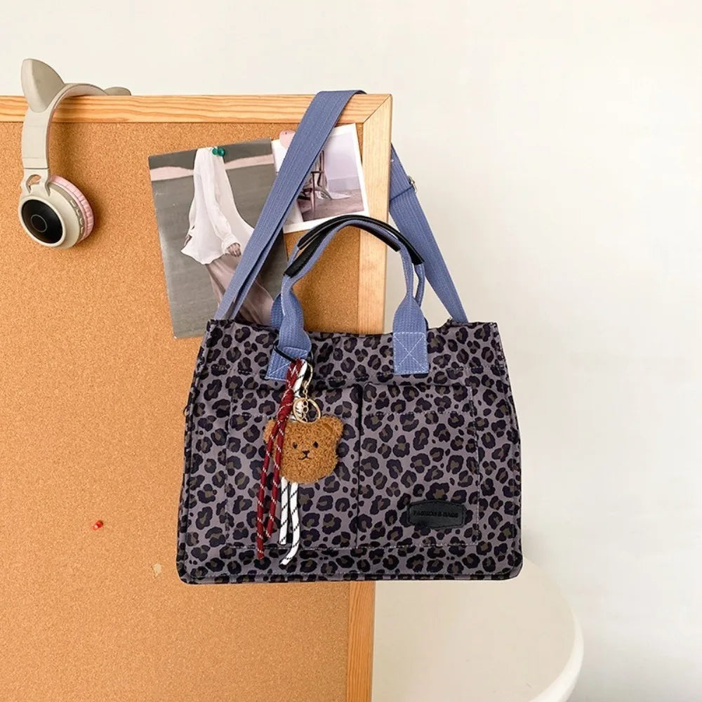 Large Capacity Handbag Shoulder Bag Lightweight Waterproof Nylon Shoulder Bag