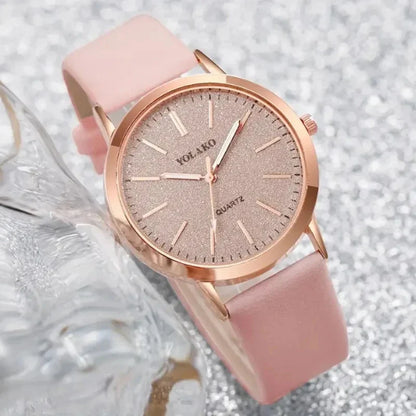 New Simple Women Watches Luxury Design Leather Watch Ladies Quartz Wristwatch Womens Small Round Dial Clock