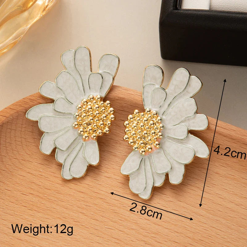 Pure White Women's Dangle Earrings Blooming Flower Acrylic Enamel Butterfly Imitation Pearl Heart Hanging Earrings Elegant brinc