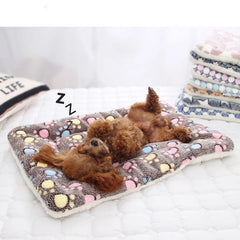 Soft Flannel Pet Mat dog Bed Winter Thicken Warm Cat Dog Blanket puppy Sleeping