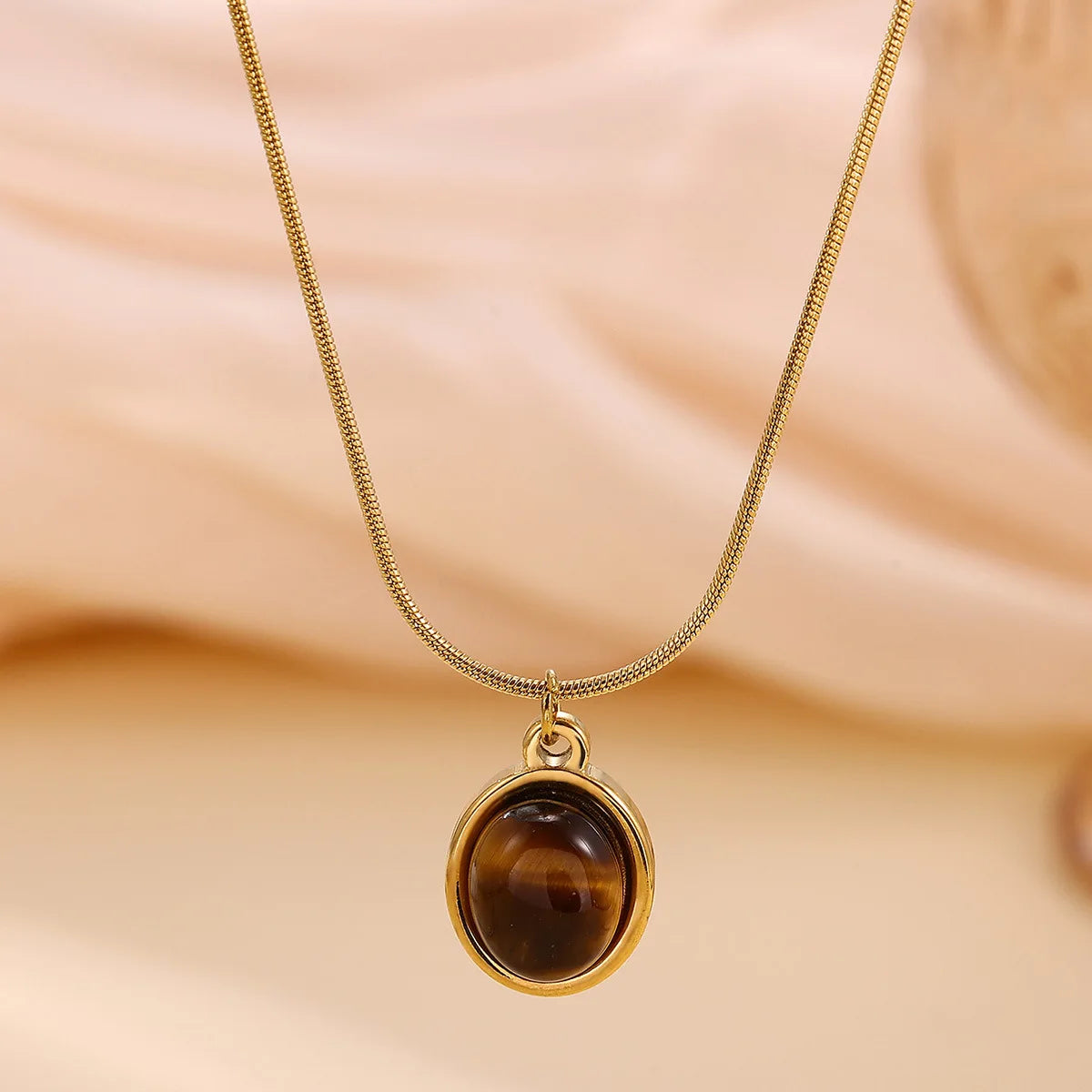 Trendy Oval Colorful Stone Necklace For Women Stainless Steel Gold Color Green Opal Stone Pendant Necklace Aesthetic Jewelry Gif