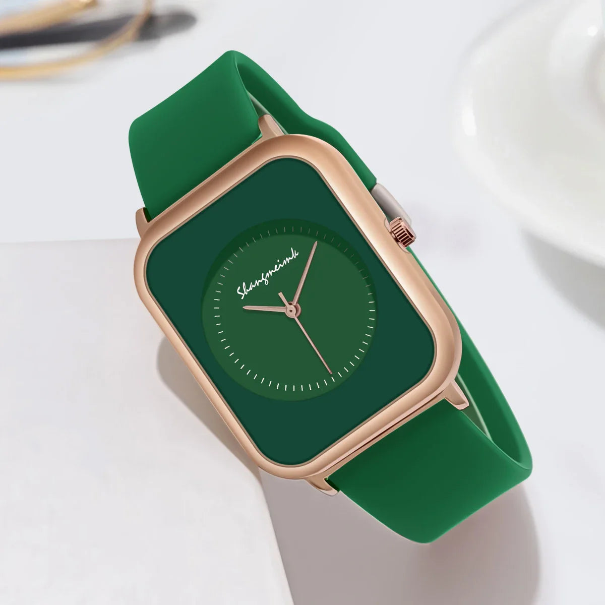 Casual Fashion Simple Personality Literal Women Silicone Quartz Watch