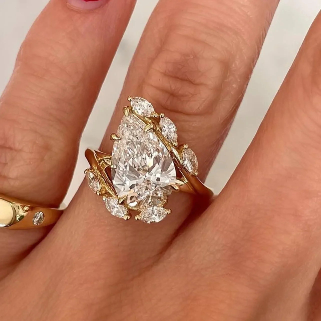 4ct Pear Moissanite Ring Fine Jewelry 925 Sterling Silver 18K Gold Plated Plated Luxury Gift