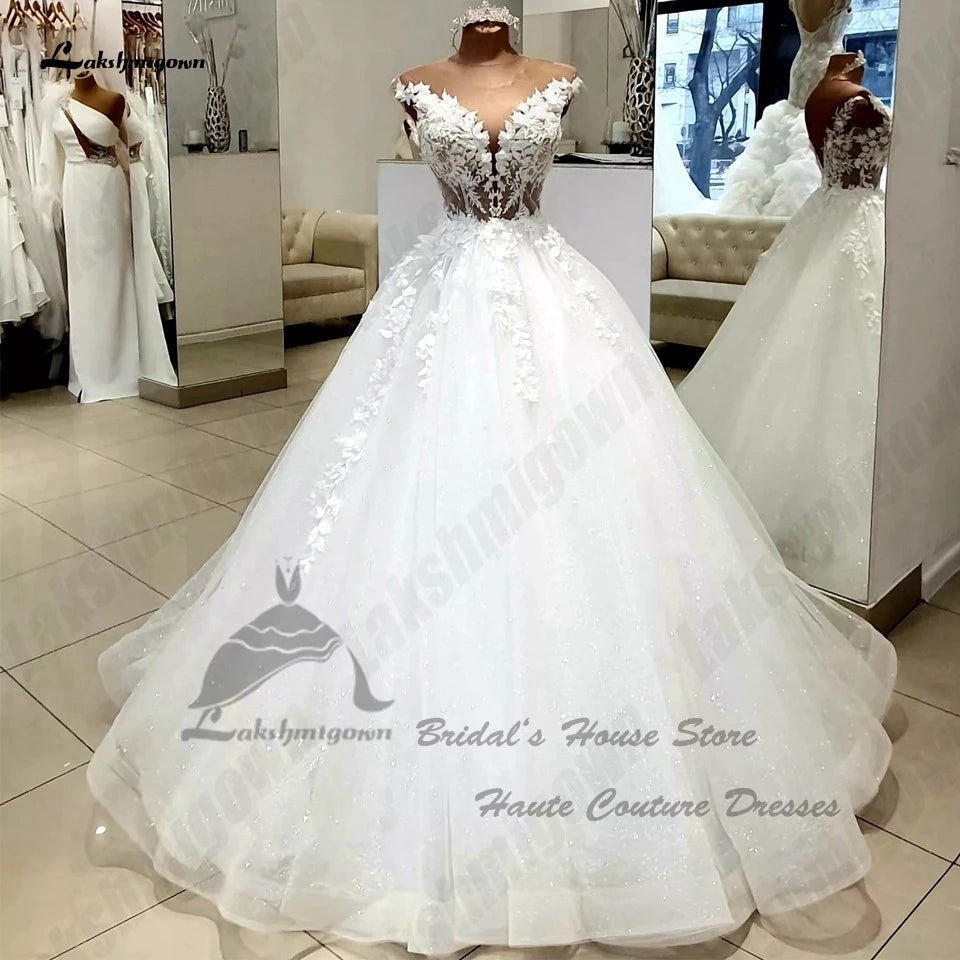 Evening wear Dresses: Wedding Gowns 3D Floral Lace Women Dresses