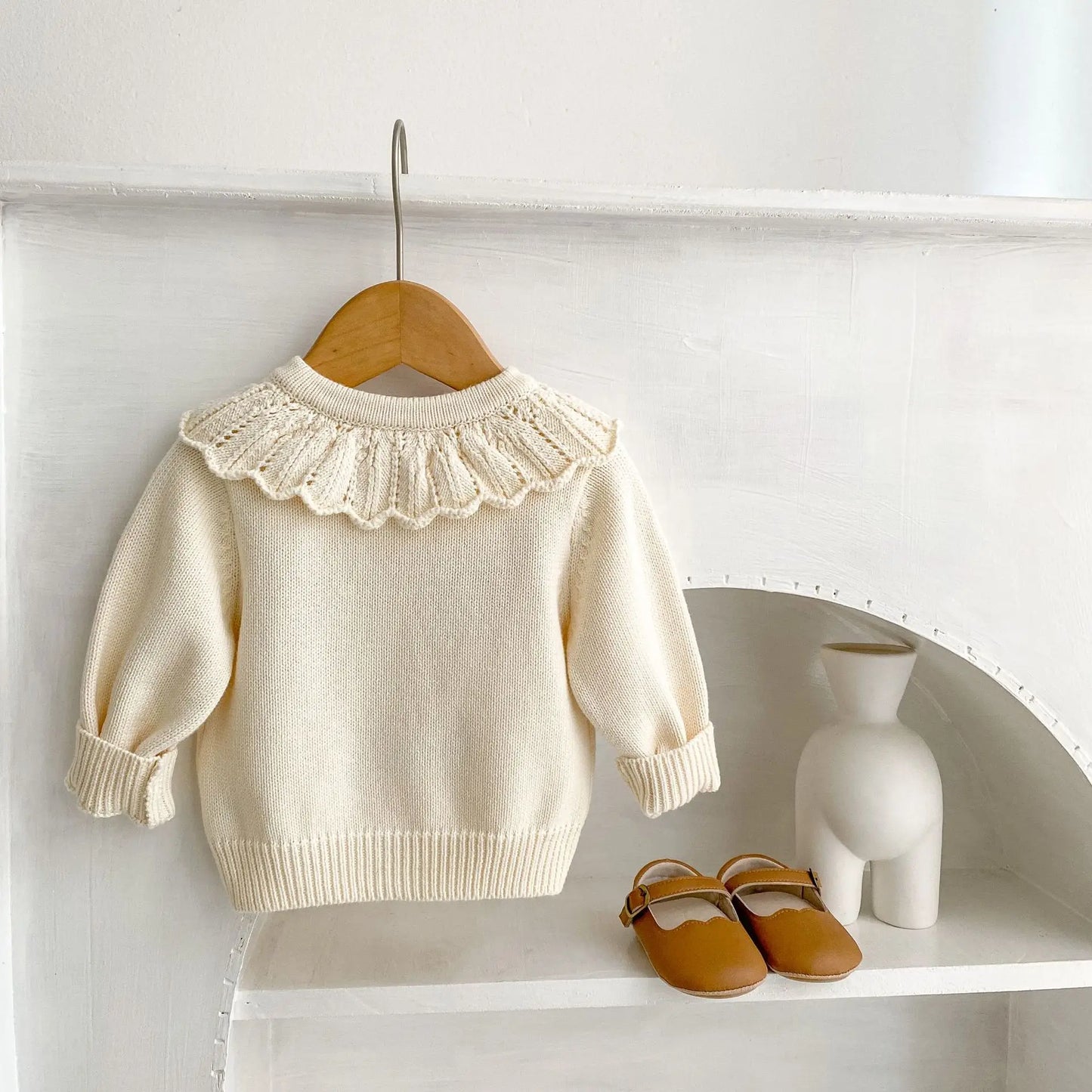 Baby knitwear embroidered flower coat girl baby sweater 100% cotton lace round neck spring baby cardigan