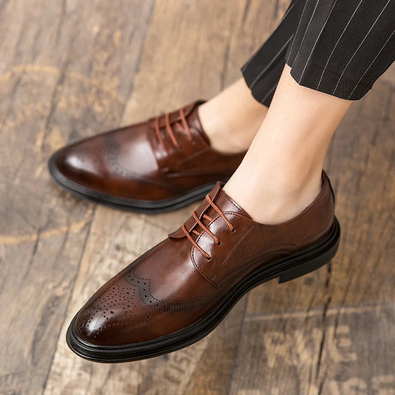 2024 Spring Gentleman Oxfords Leather Shoes Luxury Goods Men Shoes Fashion Casual Pointed Toe Formal Business Male Wedding Dress