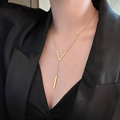 V-shaped Long Sexy Clavicle Gold Colour Chain Necklace Choker