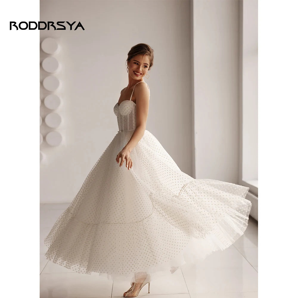 White Bridesmaid Dresses: Wedding Dress A Line Sweetheart Spaghetti Straps Dot