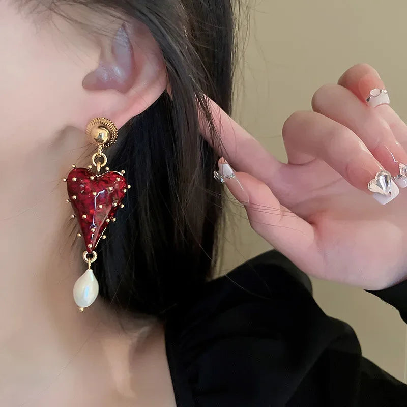 Minar Charming Red Color Resin Love Heart Dangle Earrings for Women Baroque Freshwater Pearl Long Earring Wedding Party Jewelry