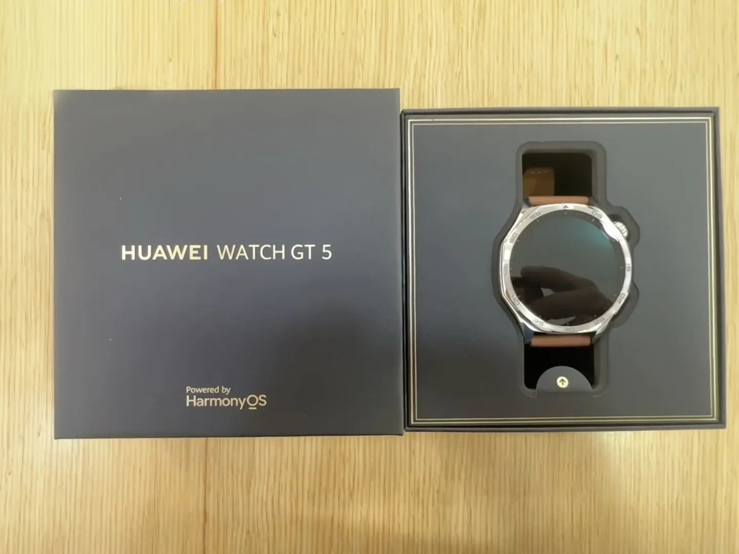 Global Version HUAWEI WATCH GT 5 Smartwatch AMOLED Screen 41mm/46mm Buit-in Map Replay Message Compatible with iOS and Android