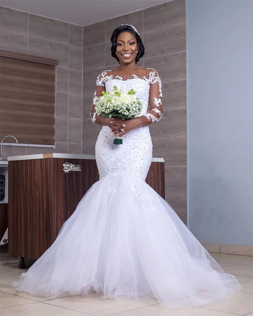 White Bridesmaid Dresses: Beading Mermaid Wedding Dress Long Sleeve Appliques