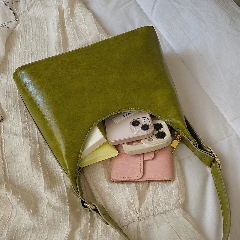 Half Moon Shoulder Bags for Women Small Tote Purses and Handbags
