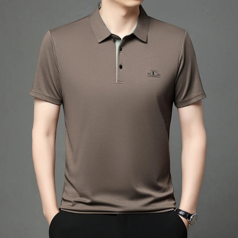 New Men's Business Casual Short Sleeved Shirt with Badge Solid Color Polo Shirt Fashionable Breathable Comfortable Versatile Top
