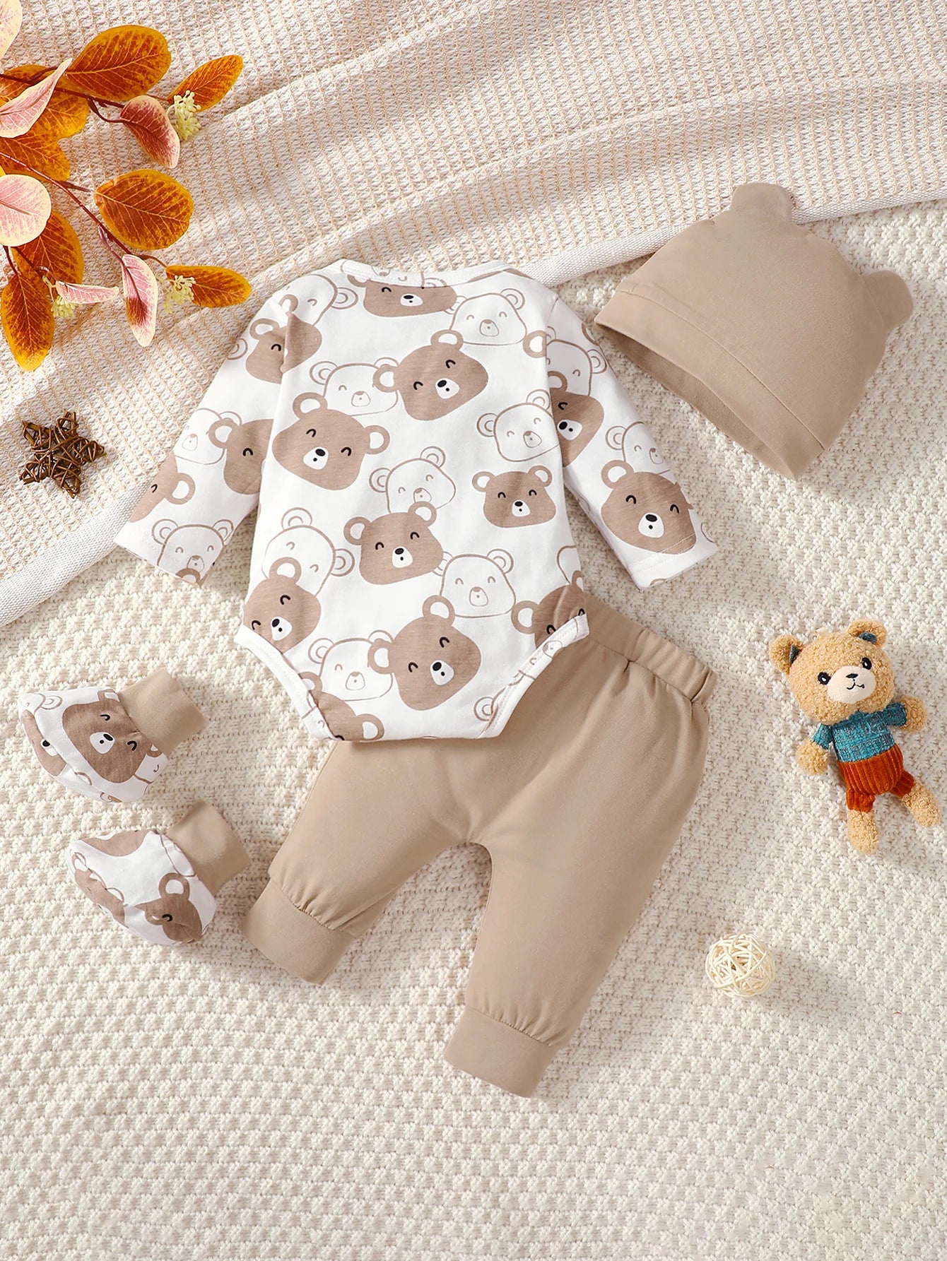 4 Colors 0-9 Months Newborn Baby Boy Autumn Clothing Set Bear Long Sleeve Bodysuit+Pants+Hat+Socks Cute Newborn Baby Gift Outfit