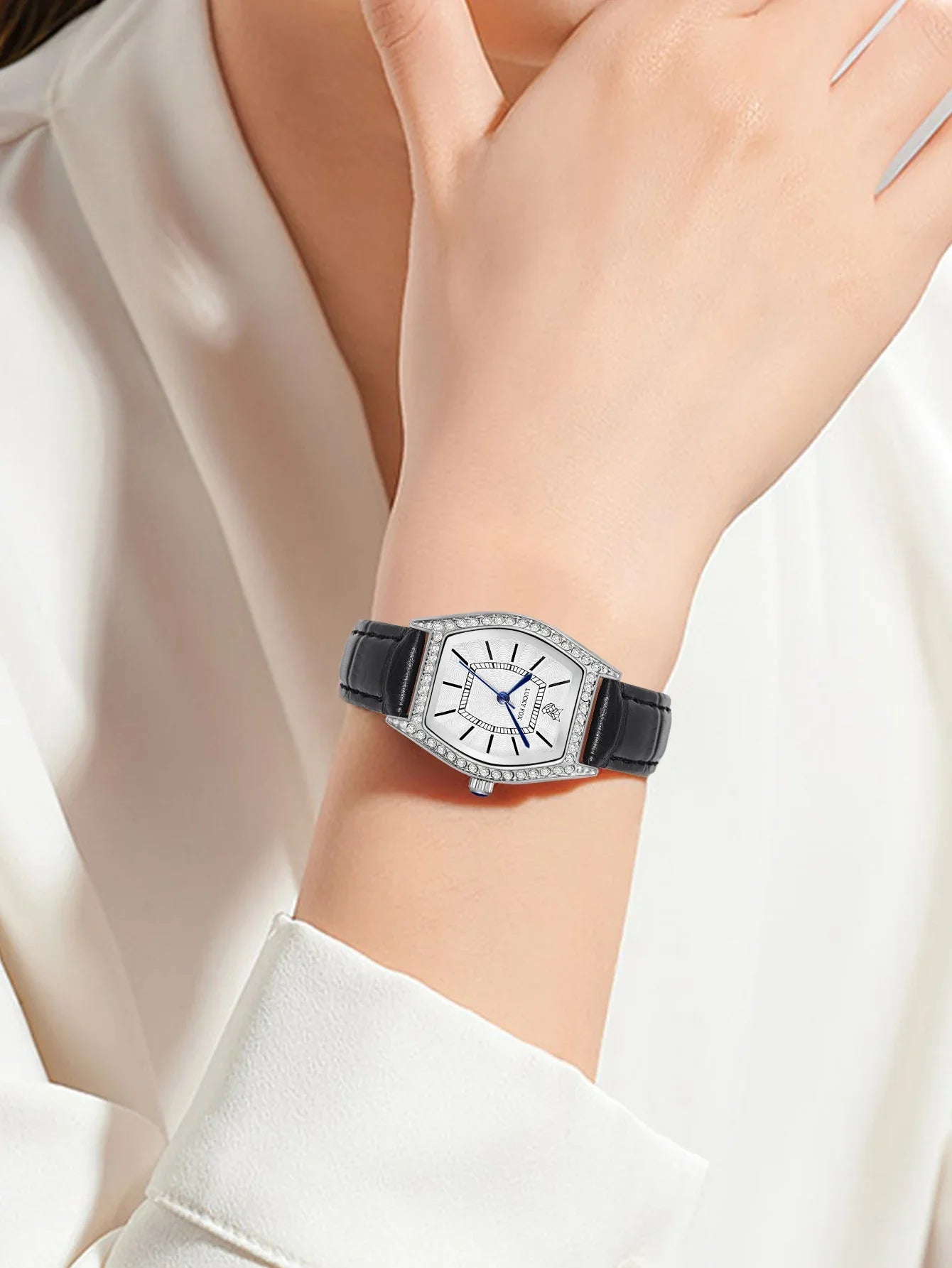 LUCKY FOX Retro ladies quartz watch barrel-shaped diamond luxury ladies wristwatch fashion watch as a gift