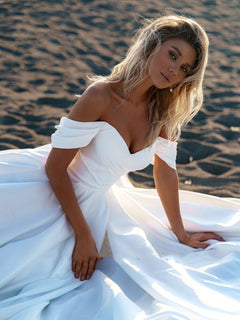Beach Wedding Dresses A-Line Sleeveless Off The Shoulder V-neck