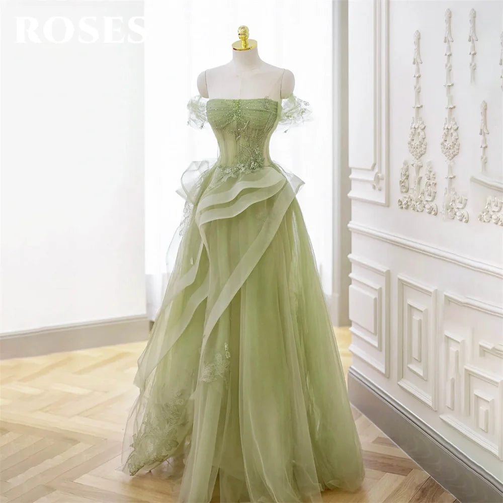 Evening Dresses: Prom Dress Appliques Tulle Celebrity Dresses Tiered Pleat
