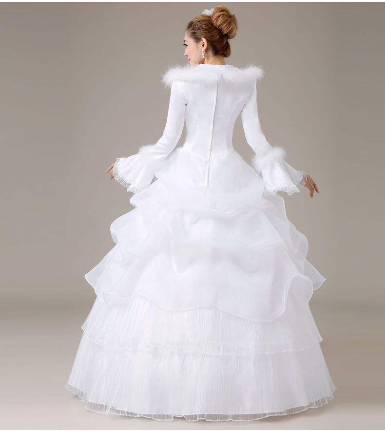 White Bridesmaid Dresses: Wedding Dresses Winter Warm Long Sleeves Wedding Gowns