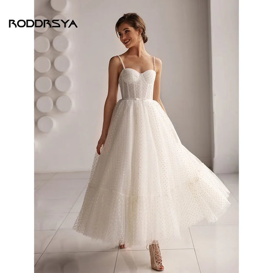 White Bridesmaid Dresses: Wedding Dress A Line Sweetheart Spaghetti Straps Dot