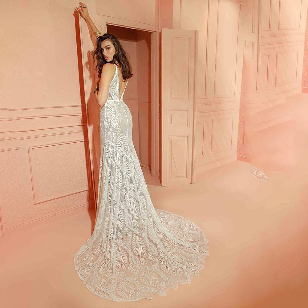 White Bridesmaid Dresses: V Neck Mermaid Wedding Dresses Spaghetti Straps Sleeveless