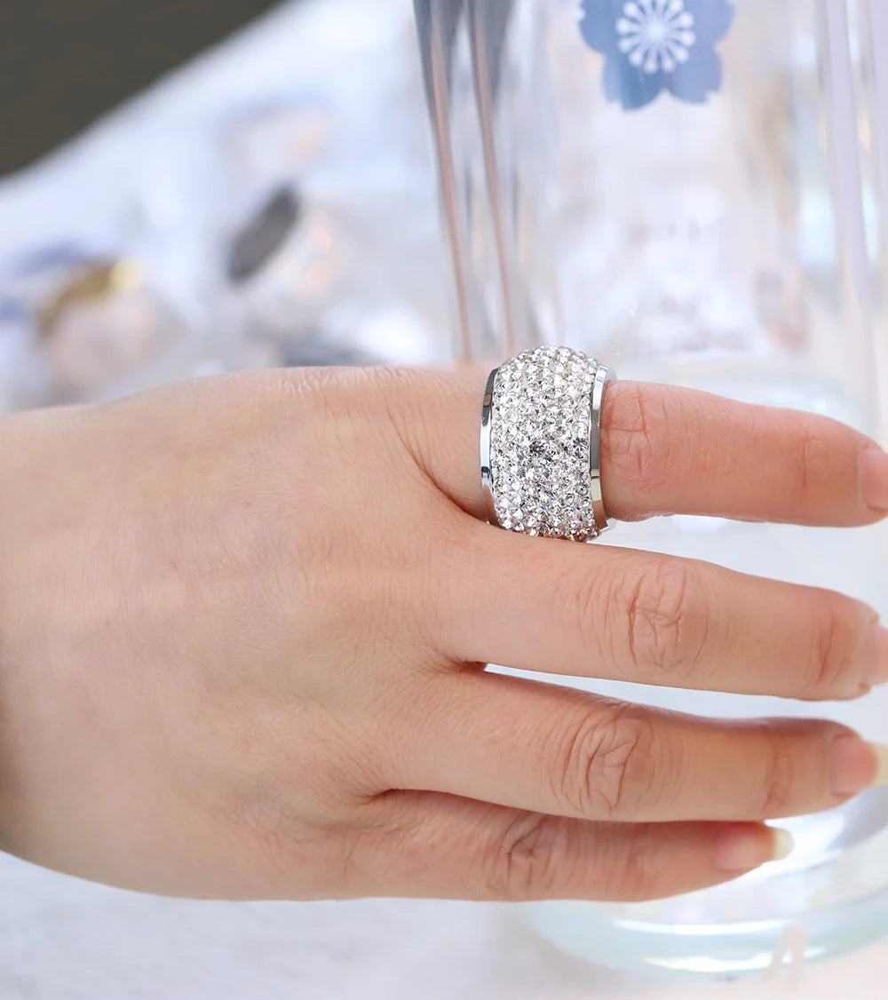 Shining full rhinestone finger rings for woman paragraph Crystal