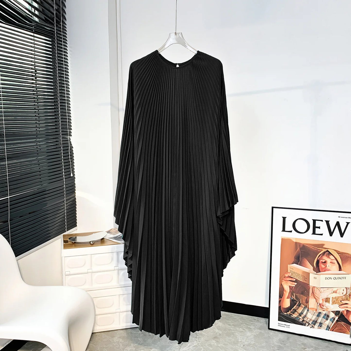 Pleated European And American Cross Border Loose Dress Women's Long Bat Sleeves Irregular Western Casual Party Dress 2024 New