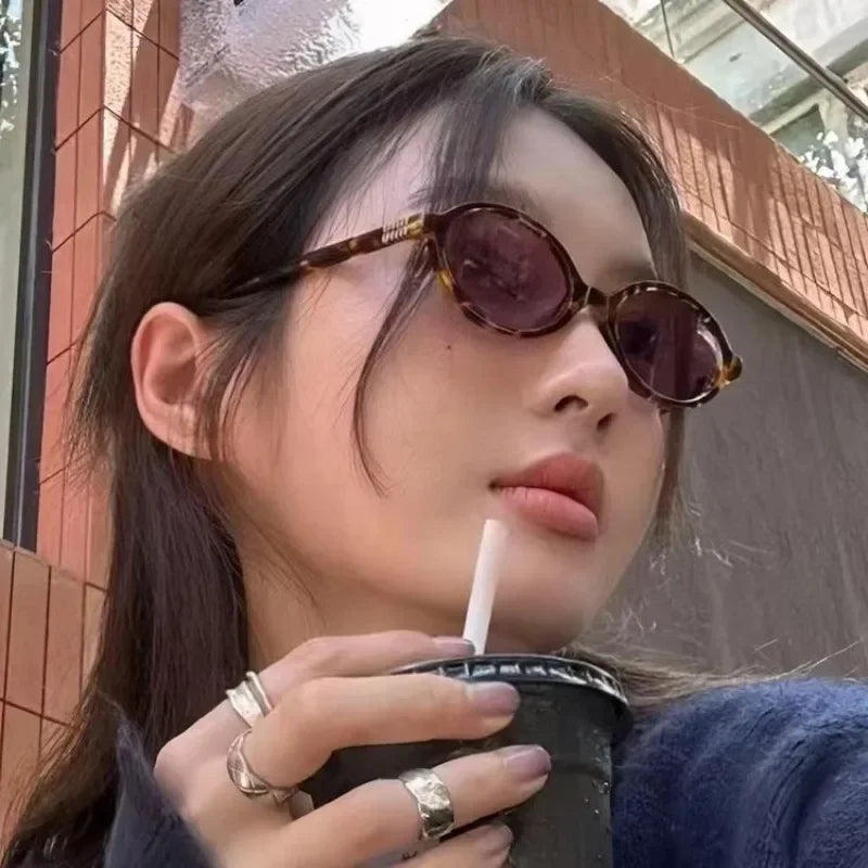 New Frame Oval Shape Sunglasses Classic Men's Vintage Sun Glasses Women Outdoor Leisure Eyewear UV400 Glasses Shades