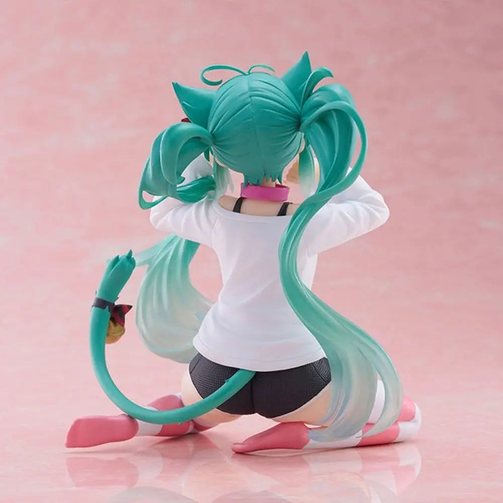 Student Girl Hatsune Miku  Action Figures Fashion Figure Model Miku Room Decorations PVC Collection Model Doll Toy