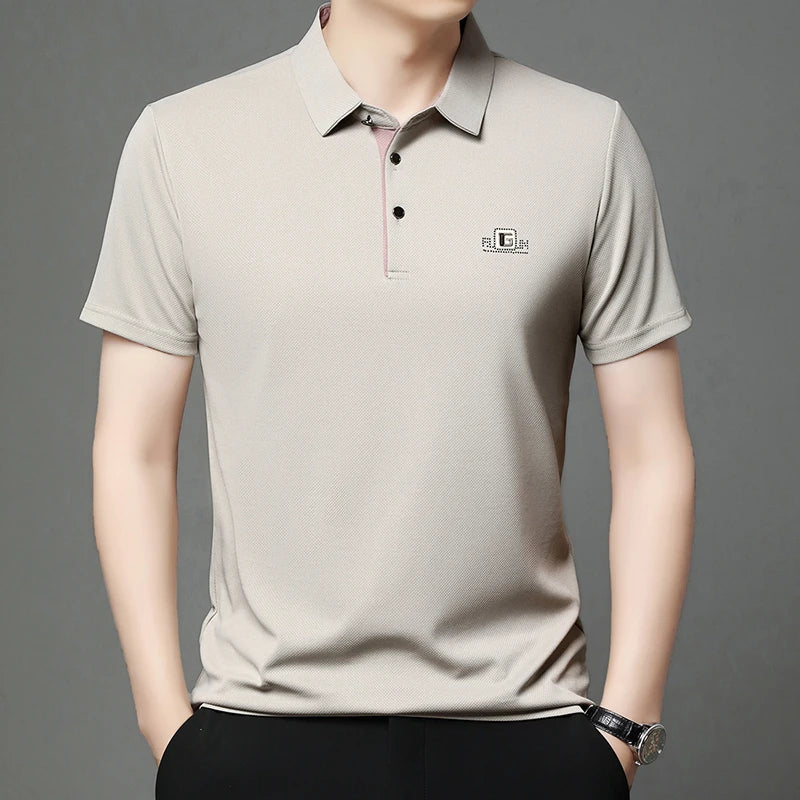 New Men's Business Casual Short Sleeved Shirt with Badge Solid Color Polo Shirt Fashionable Breathable Comfortable Versatile Top