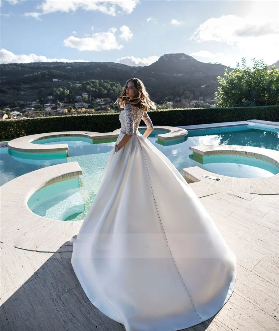 White Bridesmaid Dresses: A-Line Wedding Dresses Modest Satin Bridal Gowns Garden