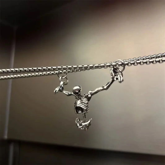 Punk Skull Necklace Captivity Skull Pendant Bicycle Rock Jewelry Gift For Men And Women Zinc No Gems