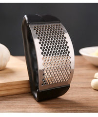 Multi-function Manual Garlic Press Curved Garlic Grinding Slicer Chopper Stainless Steel