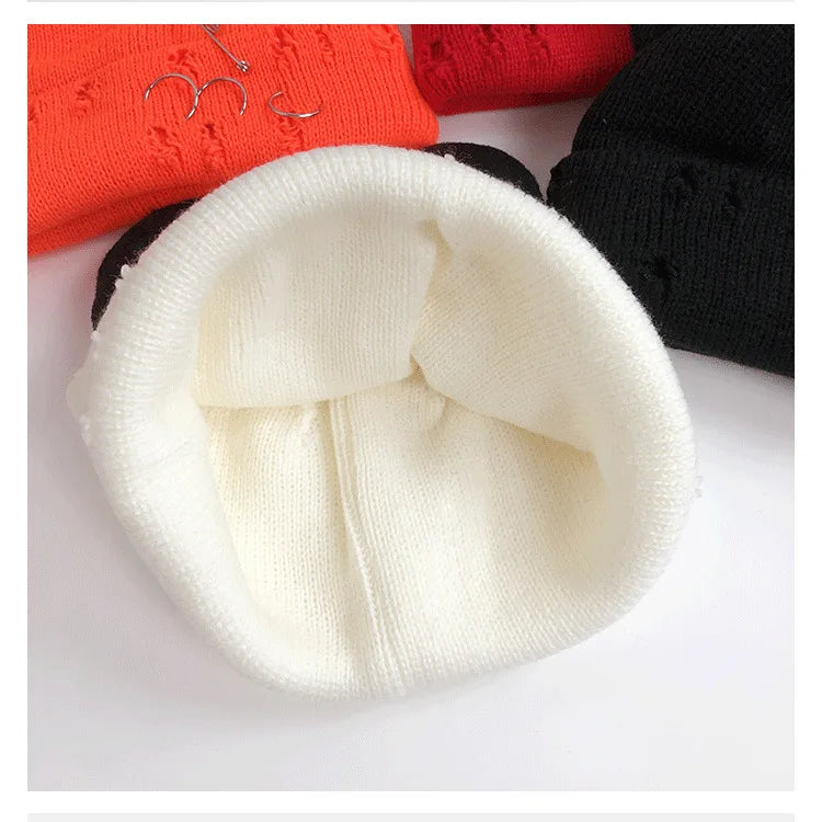 Unisex Knitted Beanie With Devil Horns Halloween Distressed Skull Cap Hip Hop Winter Warm Yarn Hat For Men Women