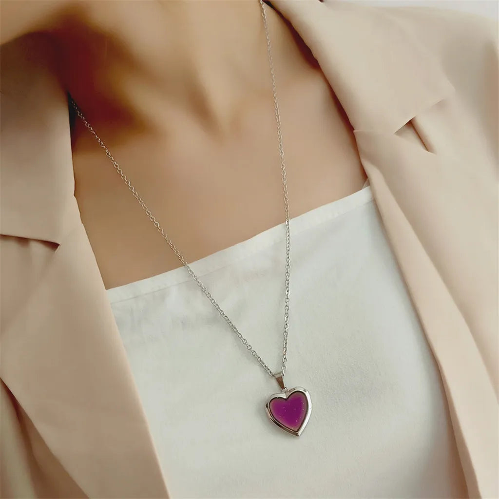 Heart Mood Locket Necklace Color Changing Necklace Temperature Mood Stainless Steel Love Shape Photo Pendant Necklace Jewelry