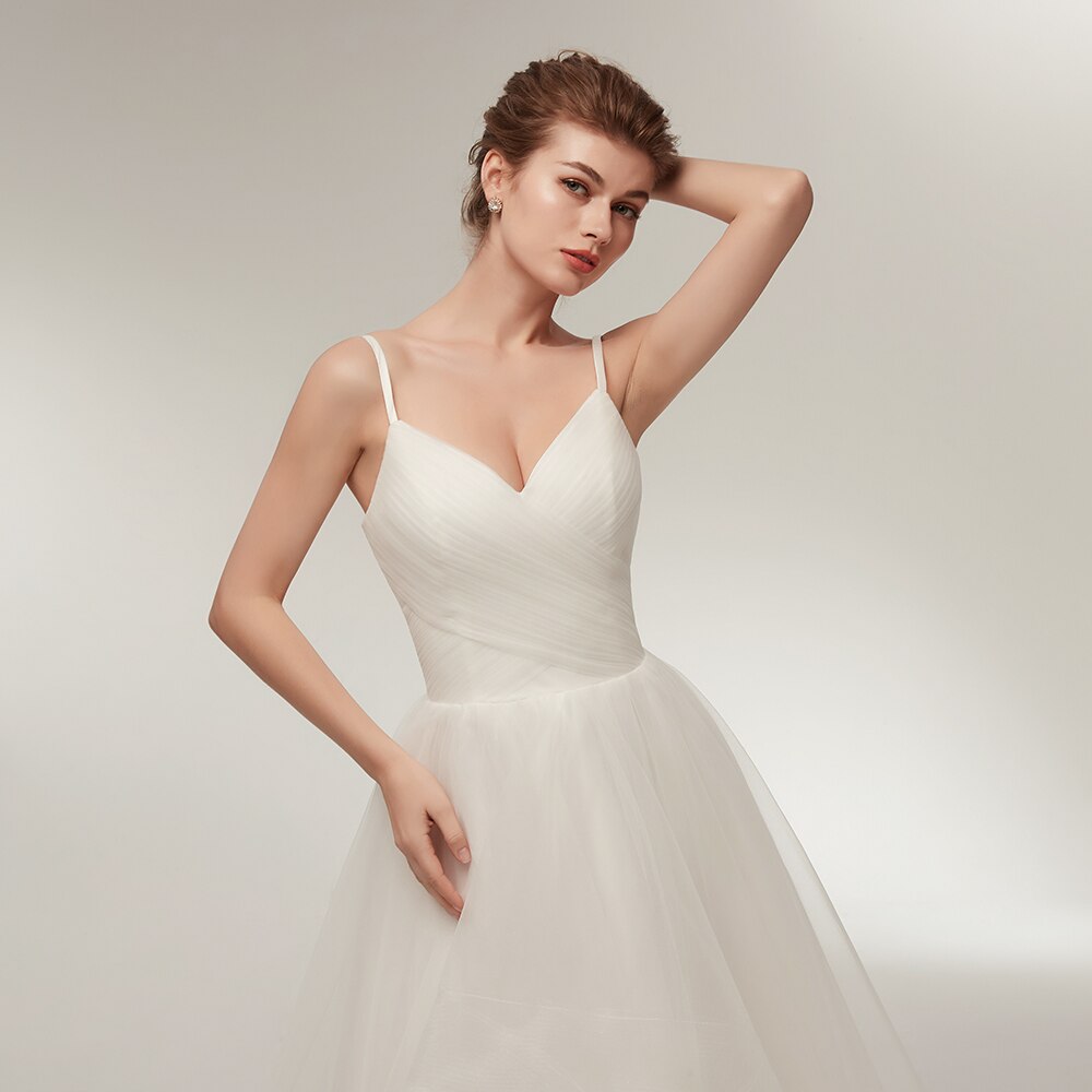 White Bridesmaid Dresses: Wedding Dresses Spaghetti Straps V-Neck Ruffles Tulle