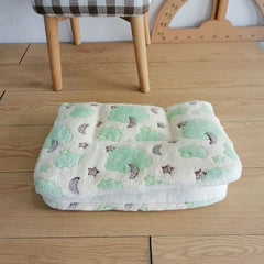 Soft Flannel Pet Mat Dog Cat Bed Thicken Sleeping Mat Dog Blanket Mat For Puppy