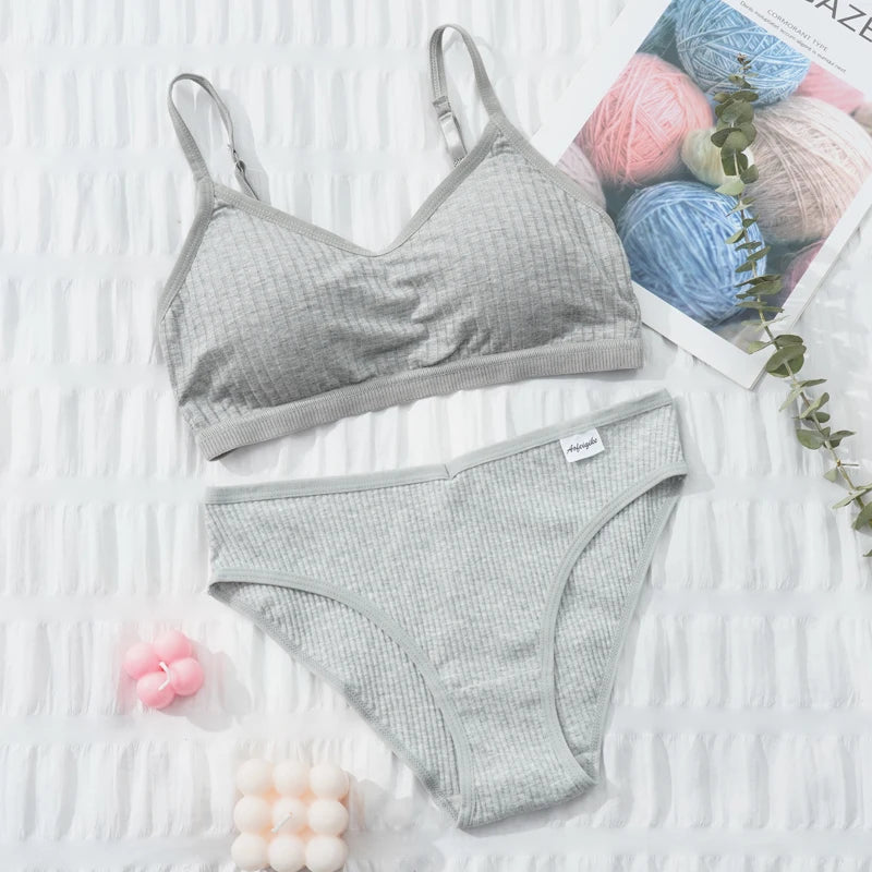 Women Top Panties Set Cotton Tops Low Waist Briefs Underwear Set Comfortable Soft